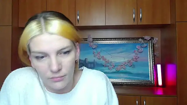 VanessaRey  online show from March 22, 6:06 am