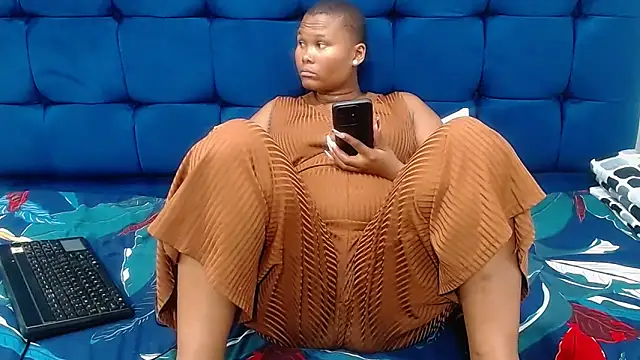 AriesCake online show from February 8, 5:27 pm