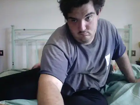 Snapshot of Piono chatting on November 17, 7:58 am Piono online show from November 17, 7:58 am