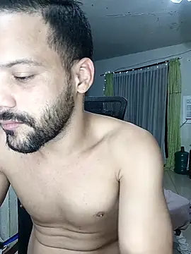 Snapshot of santy_tenia7 chatting on December 14, 10:58 pm santy tenia7 online show from December 14, 10:58 pm