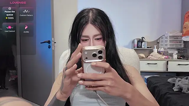 Rainbow-sweet online show from April 11, 5:12 am