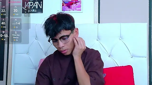 Ethan Westt online show from November 13, 8:41 pm