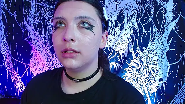 Snapshot of mikaskullcs chatting on October 10, 4:44 am mikaskullcs online show from October 10, 4:44 am