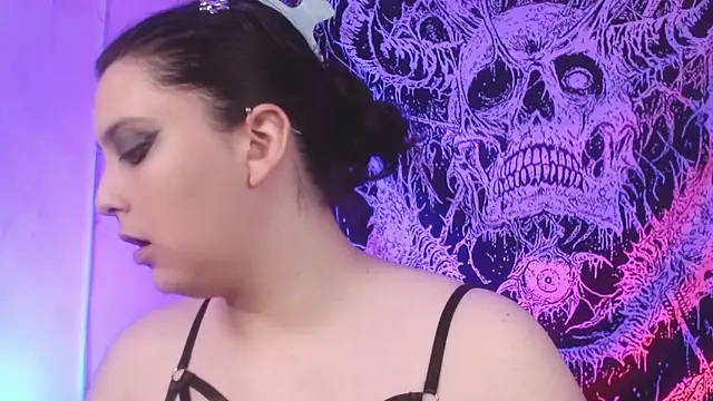 mikaskullcs online show from December 20, 9:55 pm