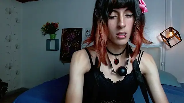Snapshot of goth_minerva chatting on March 20, 1:59 pm goth minerva online show from March 20, 1:59 pm