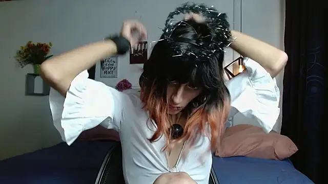 Snapshot of goth_minerva chatting on March 21, 1:45 pm goth minerva online show from March 21, 1:45 pm