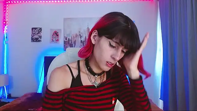 Snapshot of goth_minerva chatting on December 1, 1:38 pm goth minerva online show from December 1, 1:38 pm