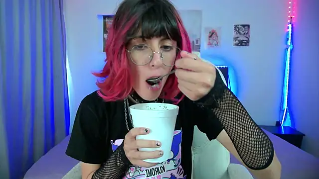 goth minerva online show from January 11, 1:38 pm