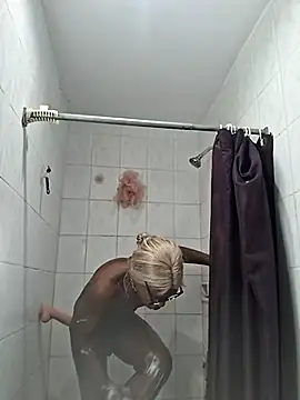 ItsBarbieBitcxxxx69 online show from November 20, 8:14 am