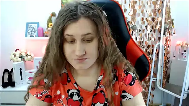 Lucky Lana online show from February 14, 3:58 am