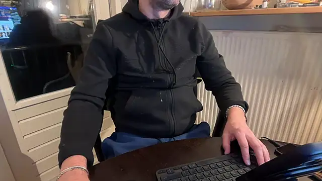 MaxiDimi online show from October 29, 10:11 pm