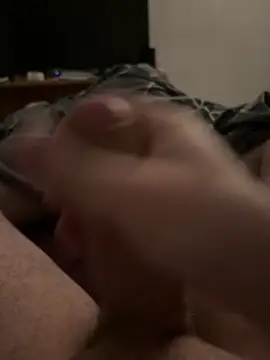 Snapshot of zakliu chatting on March 22, 5:20 pm zakliu online show from March 22, 5:20 pm