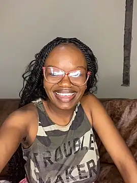 YummyMelanin117 online show from February 3, 6:35 pm