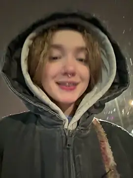 bambi lu online show from March 4, 6:36 pm