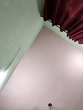 Snapshot of Eshwari_Chopra chatting on October 6, 3:48 am Eshwari Chopra online show from October 6, 3:48 am