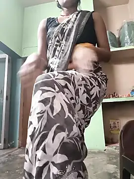 Snapshot of Eshwari_Chopra chatting on November 10, 4:55 am Eshwari Chopra online show from November 10, 4:55 am