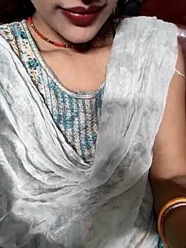 Snapshot of Eshwari_Chopra chatting on November 14, 10:03 am Eshwari Chopra online show from November 14, 10:03 am