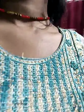 Snapshot of Eshwari_Chopra chatting on November 15, 3:48 am Eshwari Chopra online show from November 15, 3:48 am