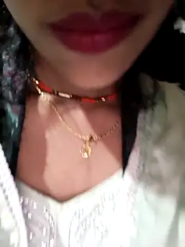 Snapshot of Eshwari_Chopra chatting on November 18, 5:06 pm Eshwari Chopra online show from November 18, 5:06 pm