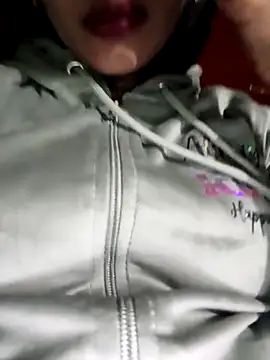 Snapshot of Eshwari_Chopra chatting on November 29, 1:47 pm Eshwari Chopra online show from November 29, 1:47 pm