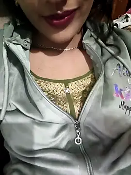 Snapshot of Eshwari_Chopra chatting on December 4, 4:48 pm Eshwari Chopra online show from December 4, 4:48 pm