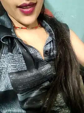Snapshot of Eshwari_Chopra chatting on April 29, 5:30 pm Eshwari Chopra online show from April 29, 5:30 pm