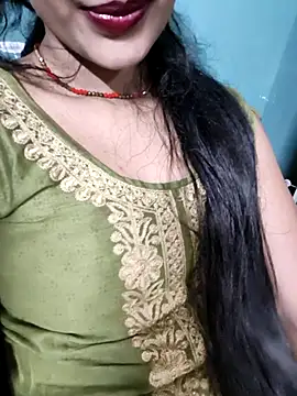 Snapshot of Eshwari_Chopra chatting on May 5, 4:59 pm Eshwari Chopra online show from May 5, 4:59 pm