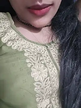 Snapshot of Eshwari_Chopra chatting on July 2, 5:19 pm Eshwari Chopra online show from July 2, 5:19 pm