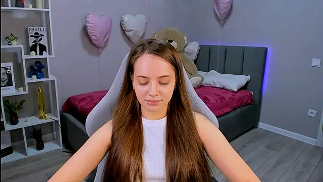 MelanieAlves online show from March 25, 2:56 pm