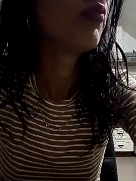 Snapshot of Camilitah chatting on December 1, 3:44 am Camilitah online show from December 1, 3:44 am