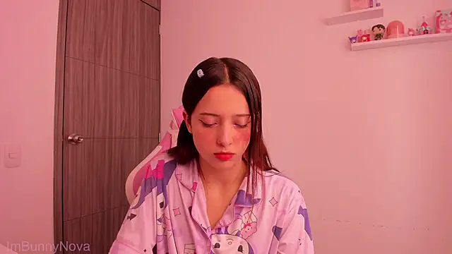 ImBunnyNova online show from April 9, 3:28 pm