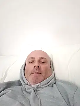 Alexis Bull online show from February 11, 3:06 pm