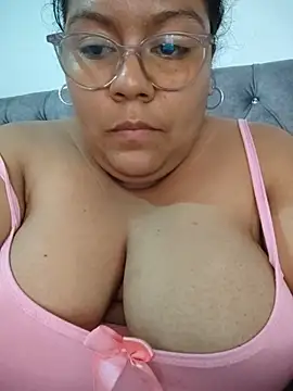 Snapshot of sheila_ro chatting on May 24, 9:20 pm sheila ro online show from May 24, 9:20 pm
