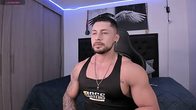 santi aesthetic online show from October 1, 2:39 am