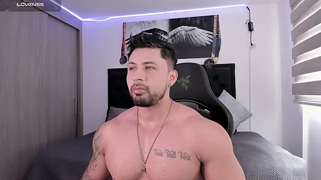 santi aesthetic online show from January 7, 5:26 pm