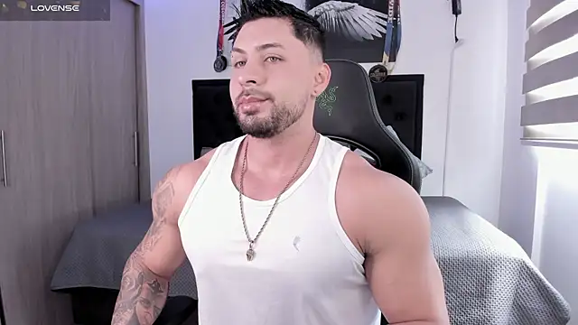 santi aesthetic online show from January 16, 4:55 pm