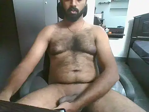 lovelyakash69 online show from December 14, 4:56 pm