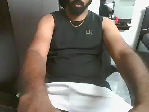 Snapshot of lovelyakash69 chatting on June 29, 6:19 am lovelyakash69 online show from June 29, 6:19 am