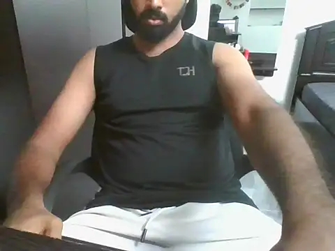Snapshot of lovelyakash69 chatting on June 29, 10:37 am lovelyakash69 online show from June 29, 10:37 am