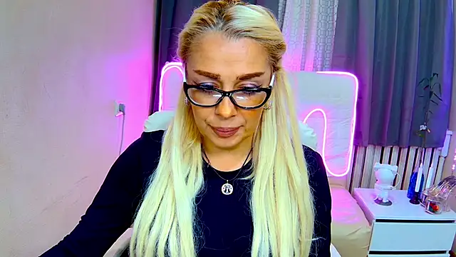 KatrinaCharm online show from September 11, 6:13 am