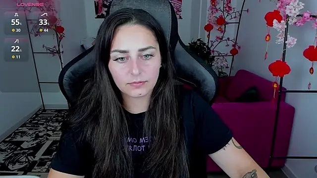 ValeriiMills online show from July 15, 11:10 pm