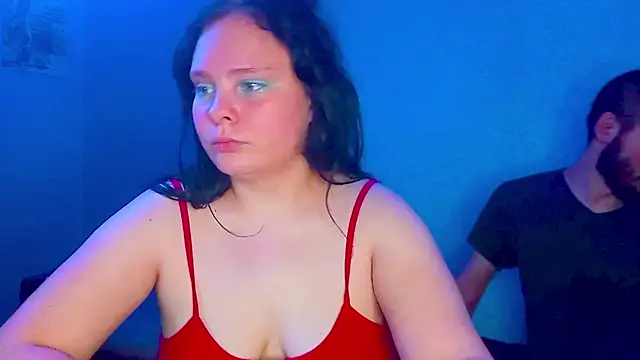 Snapshot of SweetPiggyx chatting on July 13, 6:33 pm SweetPiggyx online show from July 13, 6:33 pm