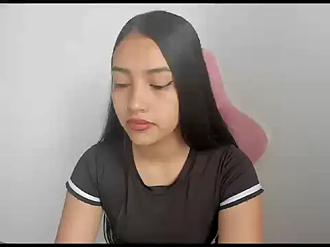 karely sweet  online show from June 18, 1:59 pm