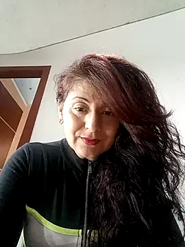 lunadicty online show from November 29, 10:24 pm