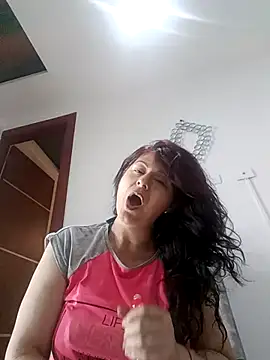 lunadicty online show from December 17, 1:33 am