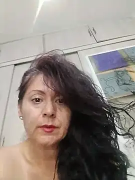 lunadicty online show from May 15, 11:34 pm