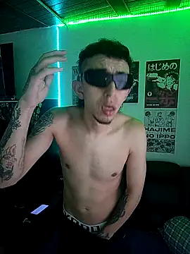 Chris  Jones online show from April 15, 9:59 pm