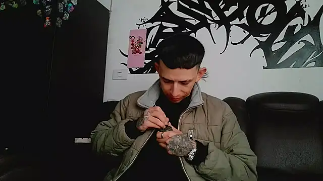 Chris  Jones online show from July 19, 4:00 pm