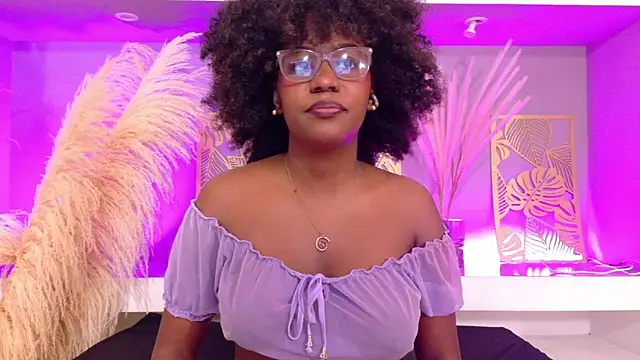 Snapshot of RachelStonne chatting on November 24, 2:06 pm RachelStonne online show from November 24, 2:06 pm