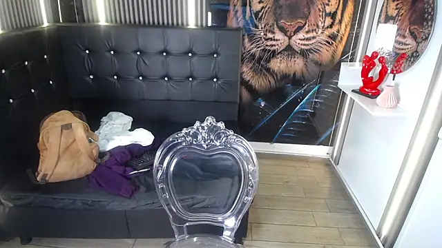 Snapshot of Cerecitaa02_ chatting on November 17, 2:56 pm Cerecitaa02 online show from November 17, 2:56 pm